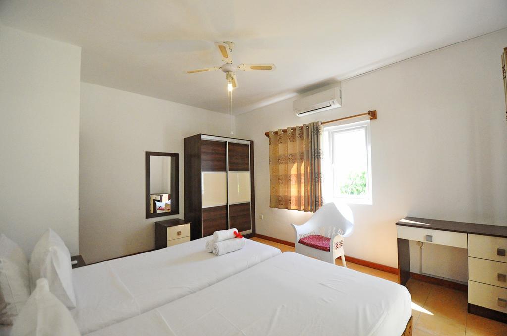 Gt Self Catering Apartments Beau Vallon  Buitenkant foto